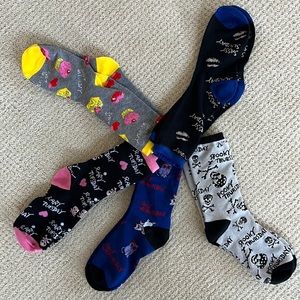 NWOT Days of the Week Socks - 5 Pairs plus freebie